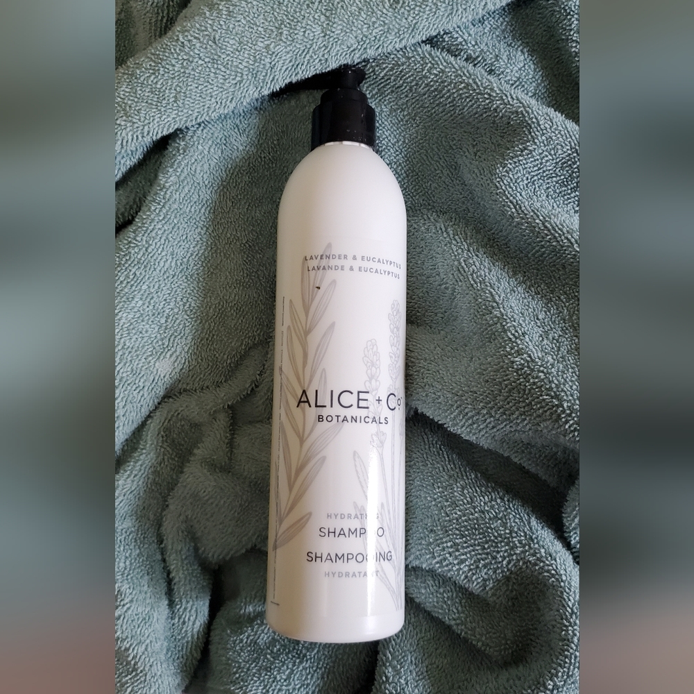 Alice + Co Shampoo